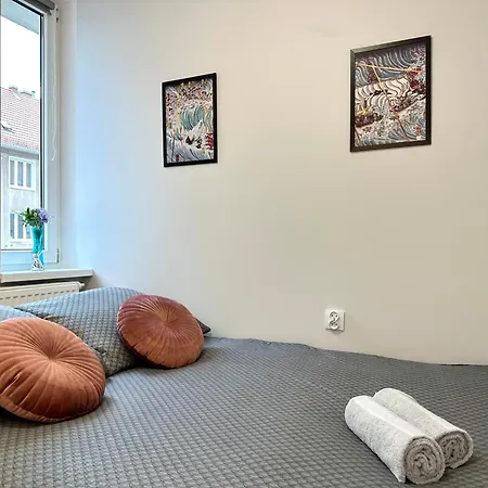 ホームステイ Mmrent Pirate